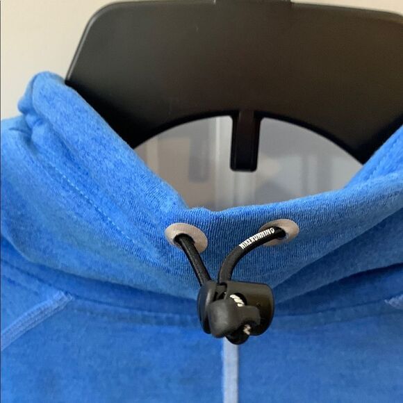 NIKE Blue Dri-Fit Top with Sporty Raglan Seams - Picture 8 of 9